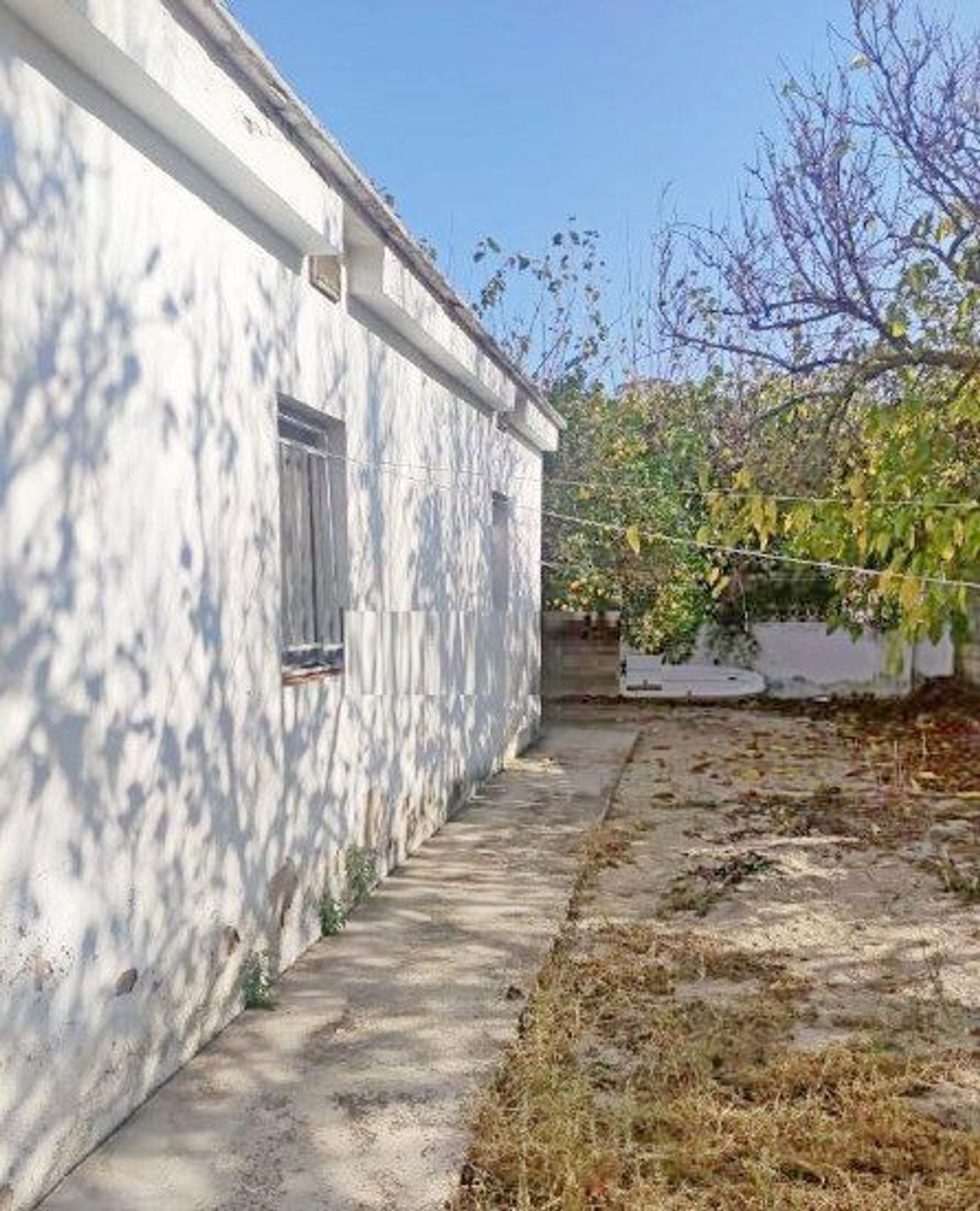 House for sale, in first line to the sea in devesses, in denia