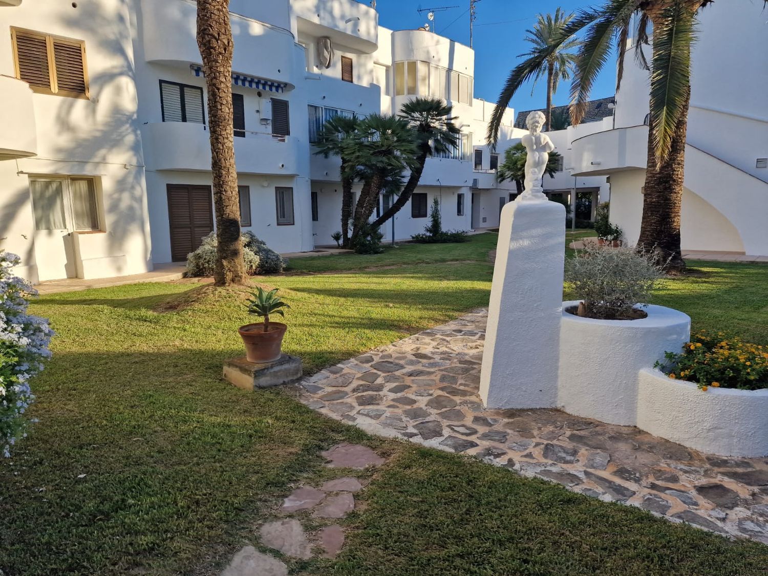 Apartment for sale, in first line of sea in Carretera de les Marines, in Denia.