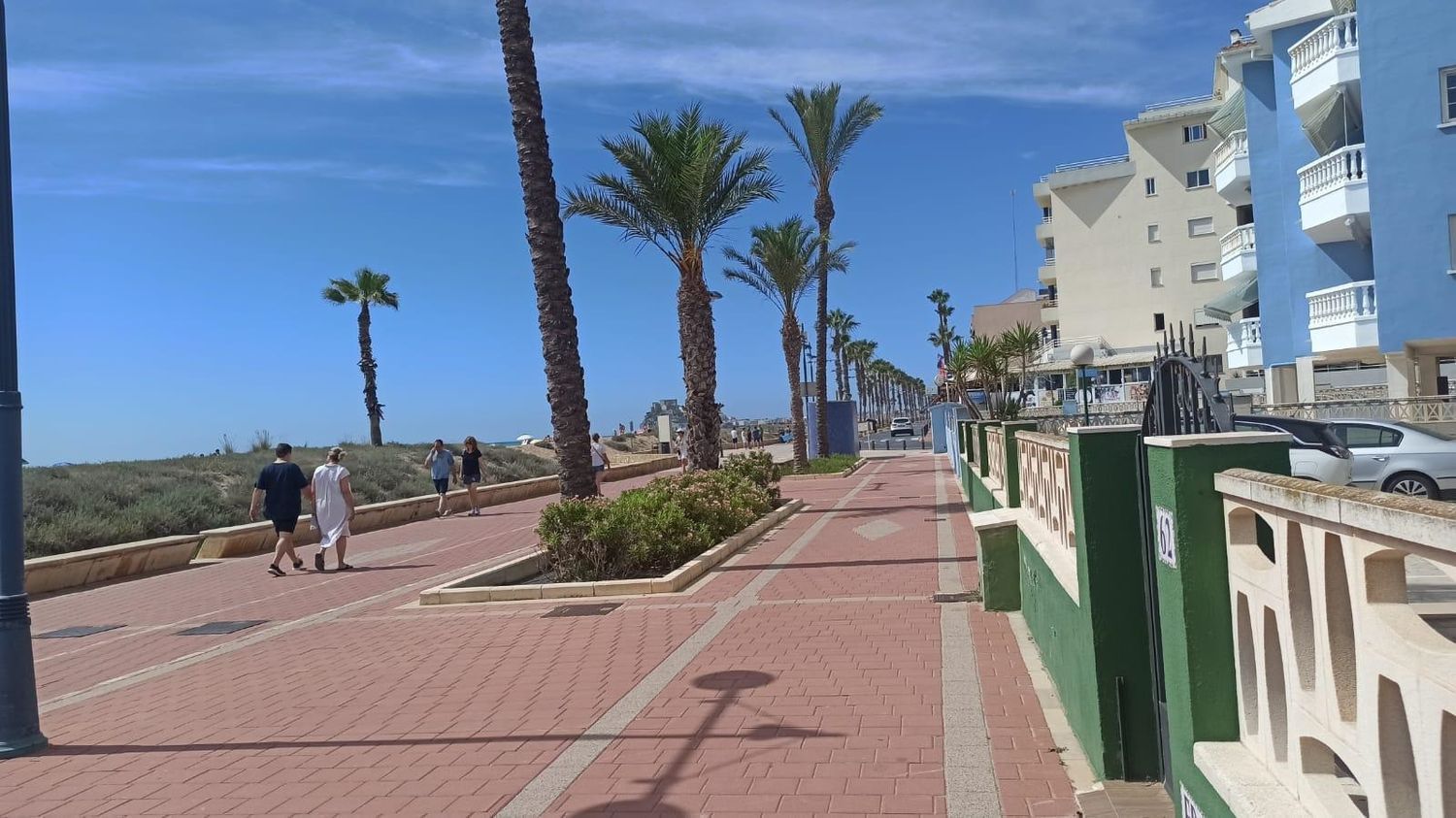 Apartamento à venda, em frente ao mar, na Avenida del Papa Luna, em Peñiscola.