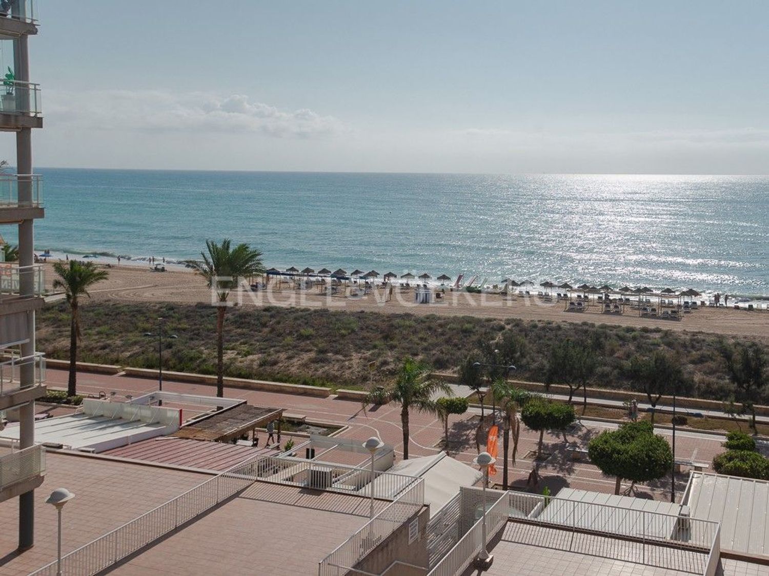 Apartment for sale, in first line of sea in Playa Norte, in Peñiscola.