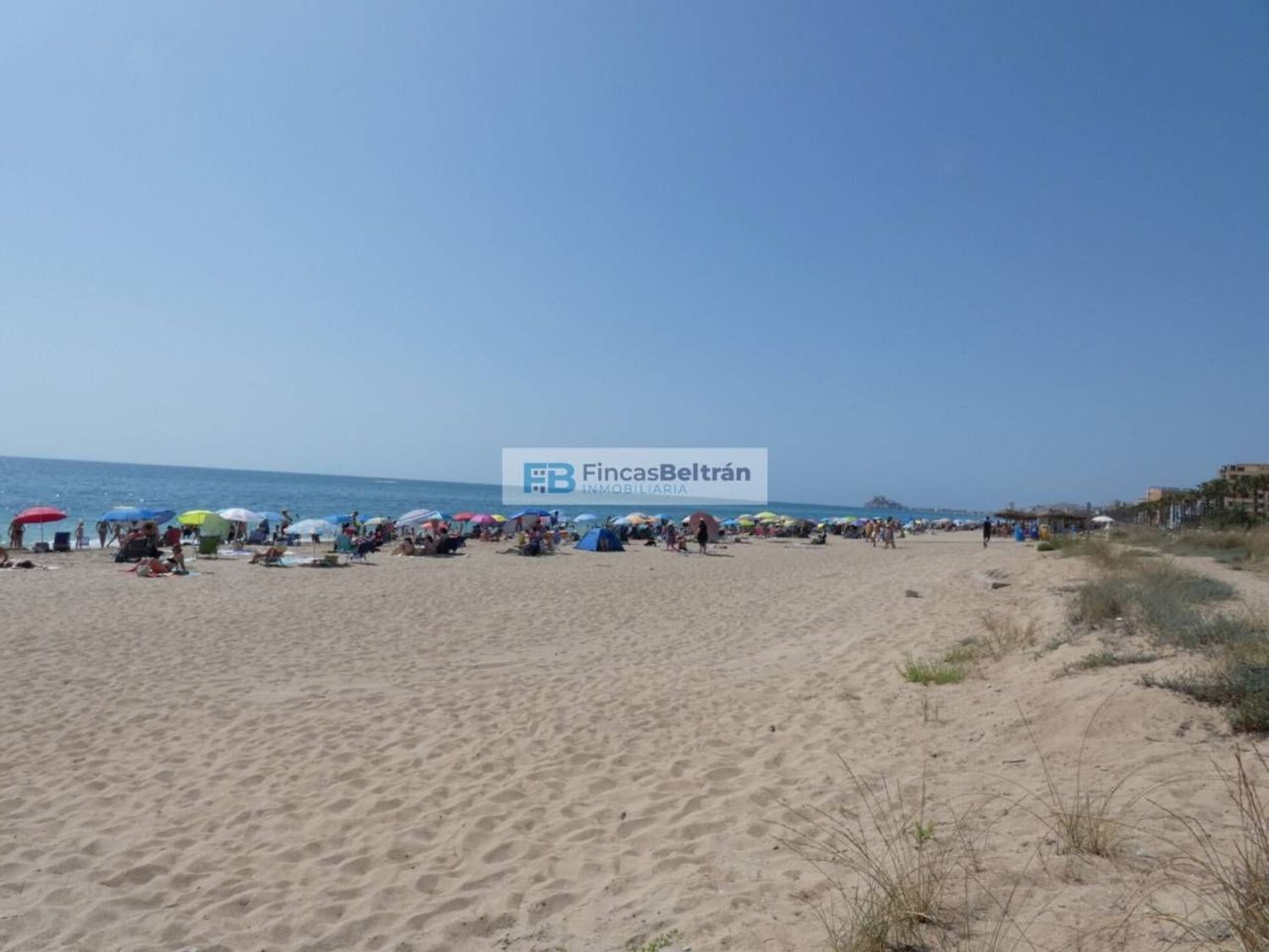 Apartment for sale, in first line of sea in Avenida del Papa Luna, in Peñiscola.