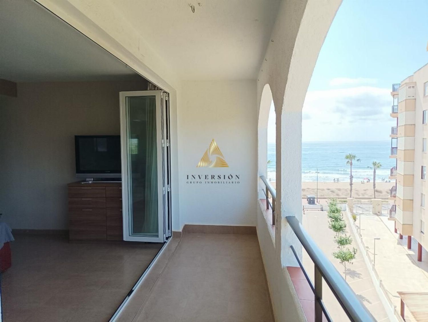 Penthouse for sale, in first line of sea in North Beach District, in Peñiscola.