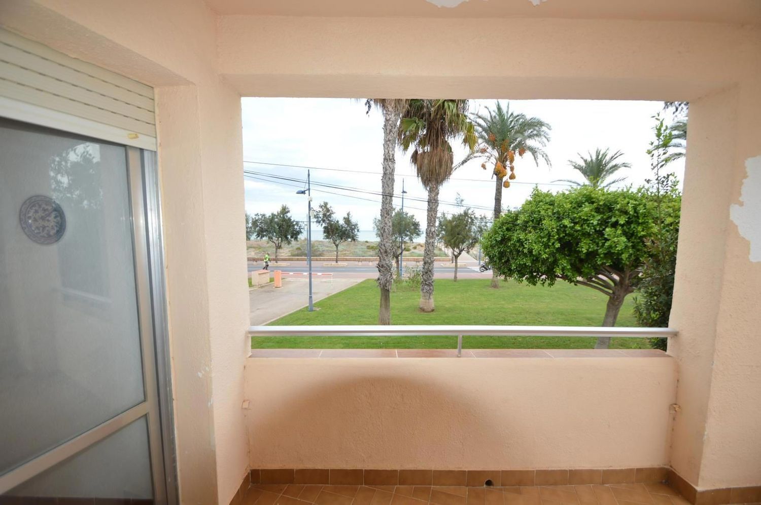 Terraced house for sale, in first line of sea Avenida del papa luna, in Peñiscola.