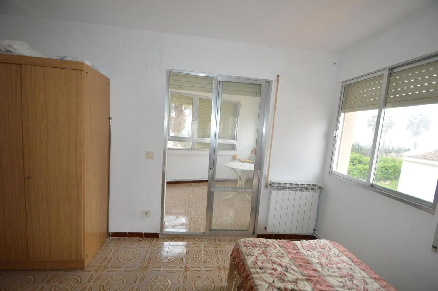 Terraced house for sale, in first line of sea Avenida del papa luna, in Peñiscola.