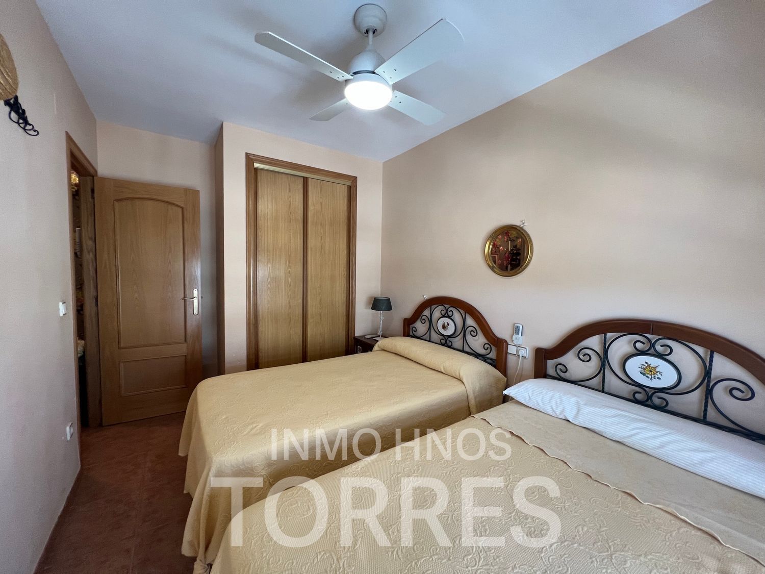 Apartment for sale, in first line of sea in Avenida del Papa Luna, in Peñiscola.