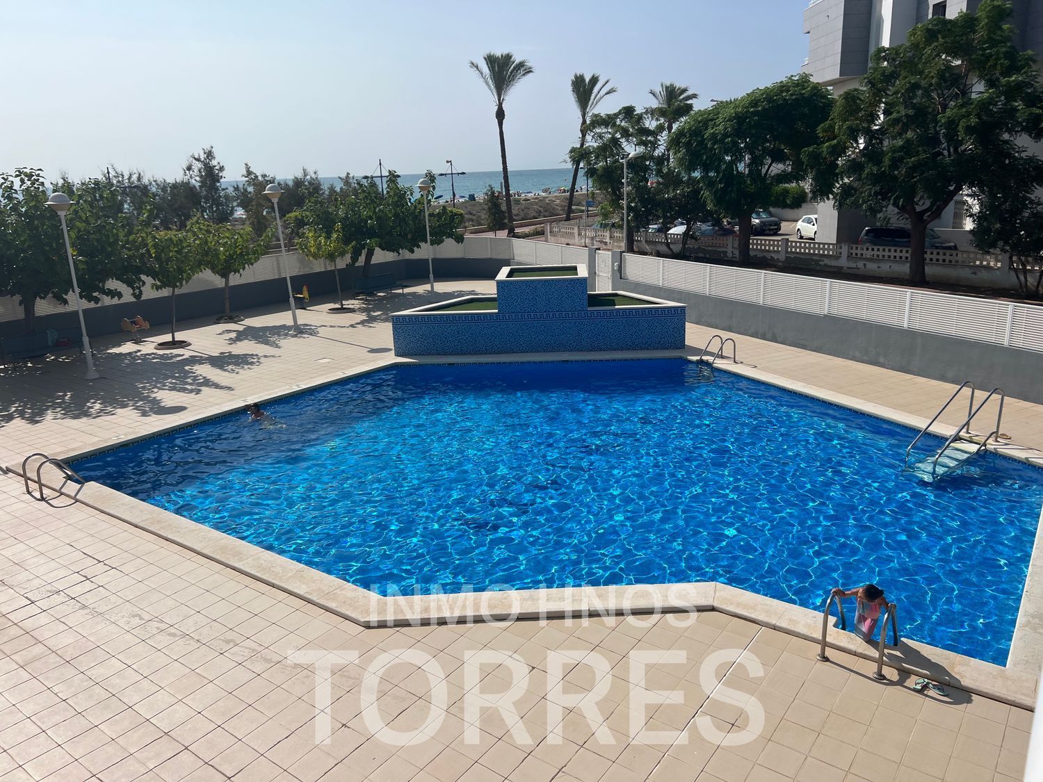 Apartamento à venda, em frente ao mar, na Avenida del Papa Luna, em Peñiscola.