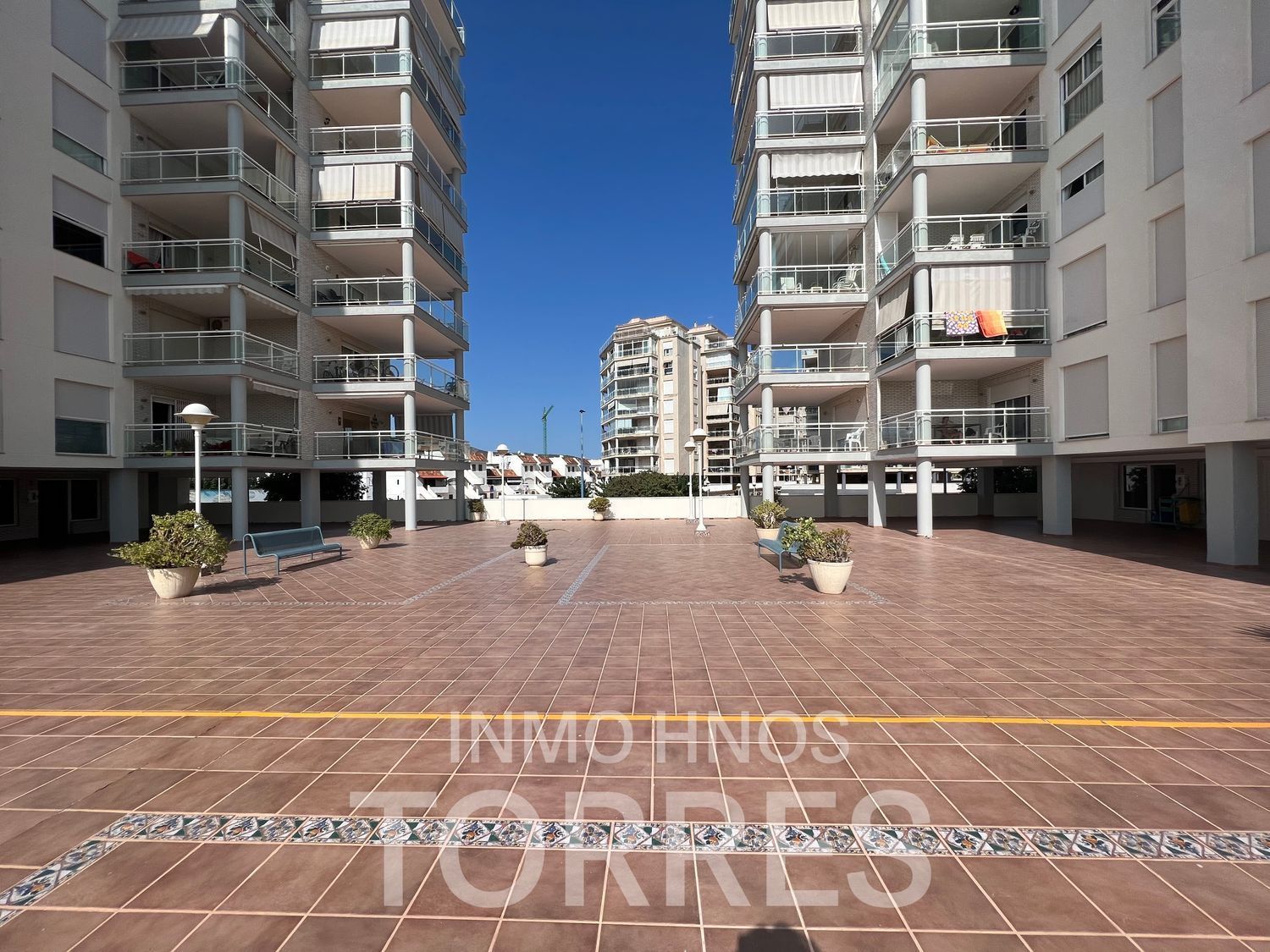 Apartment for sale, in first line of sea in Avenida del Papa Luna, in Peñiscola.