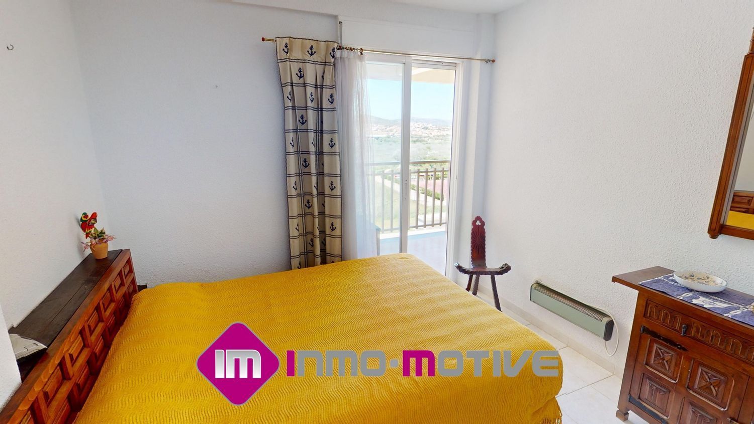 Apartment for sale, in first line of sea in Avenida del papa Luna, in Peñiscola.