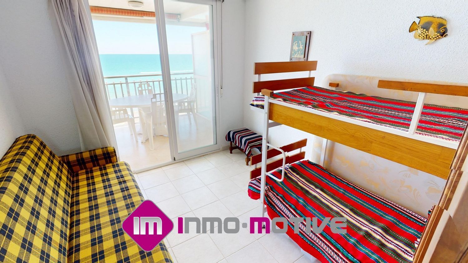 Apartment for sale, in first line of sea in Avenida del papa Luna, in Peñiscola.