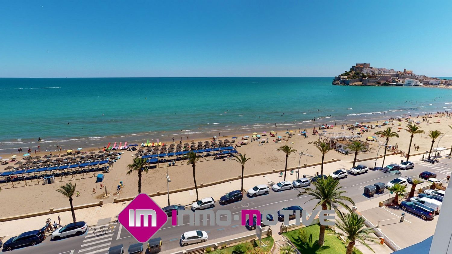 Apartment for sale, in first line of sea in Avenida del papa Luna, in Peñiscola.