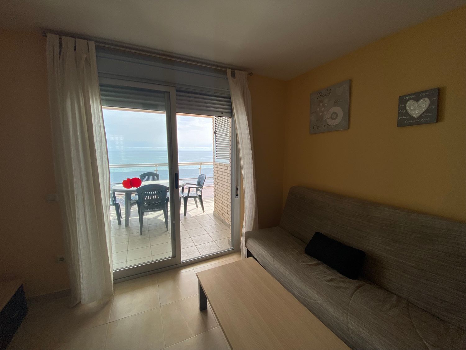 Penthouse for sale, in first line of sea in Avenida del Papa Luna, in Peñiscola.