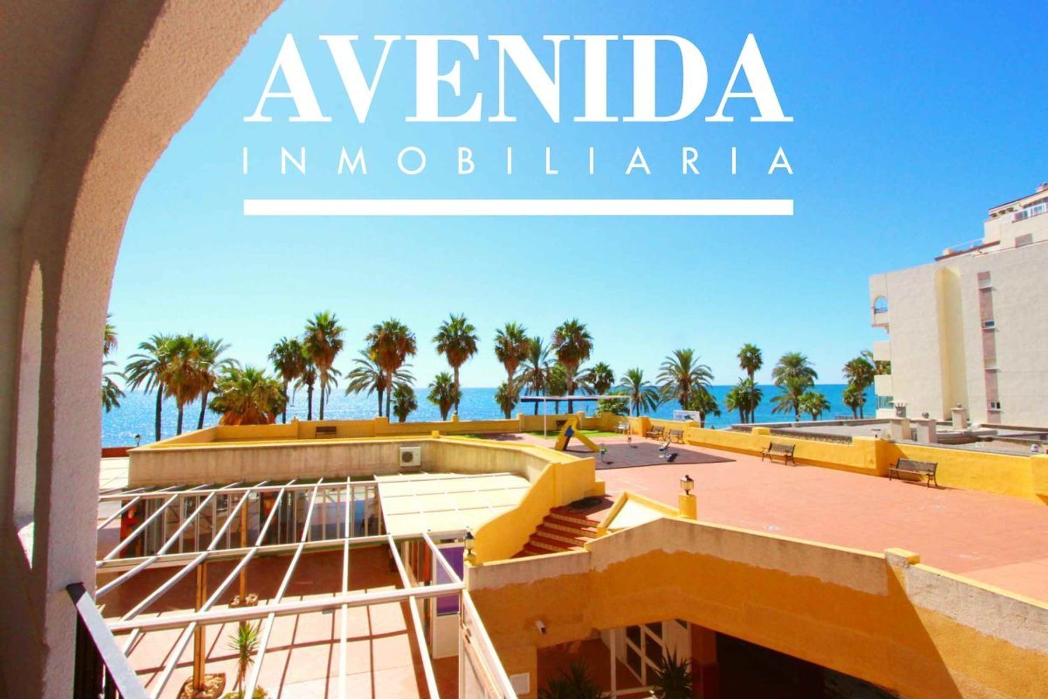 Apartment for sale, in first line of sea in Paseo Marítim del Mediterrani, in Oropesa del Mar.