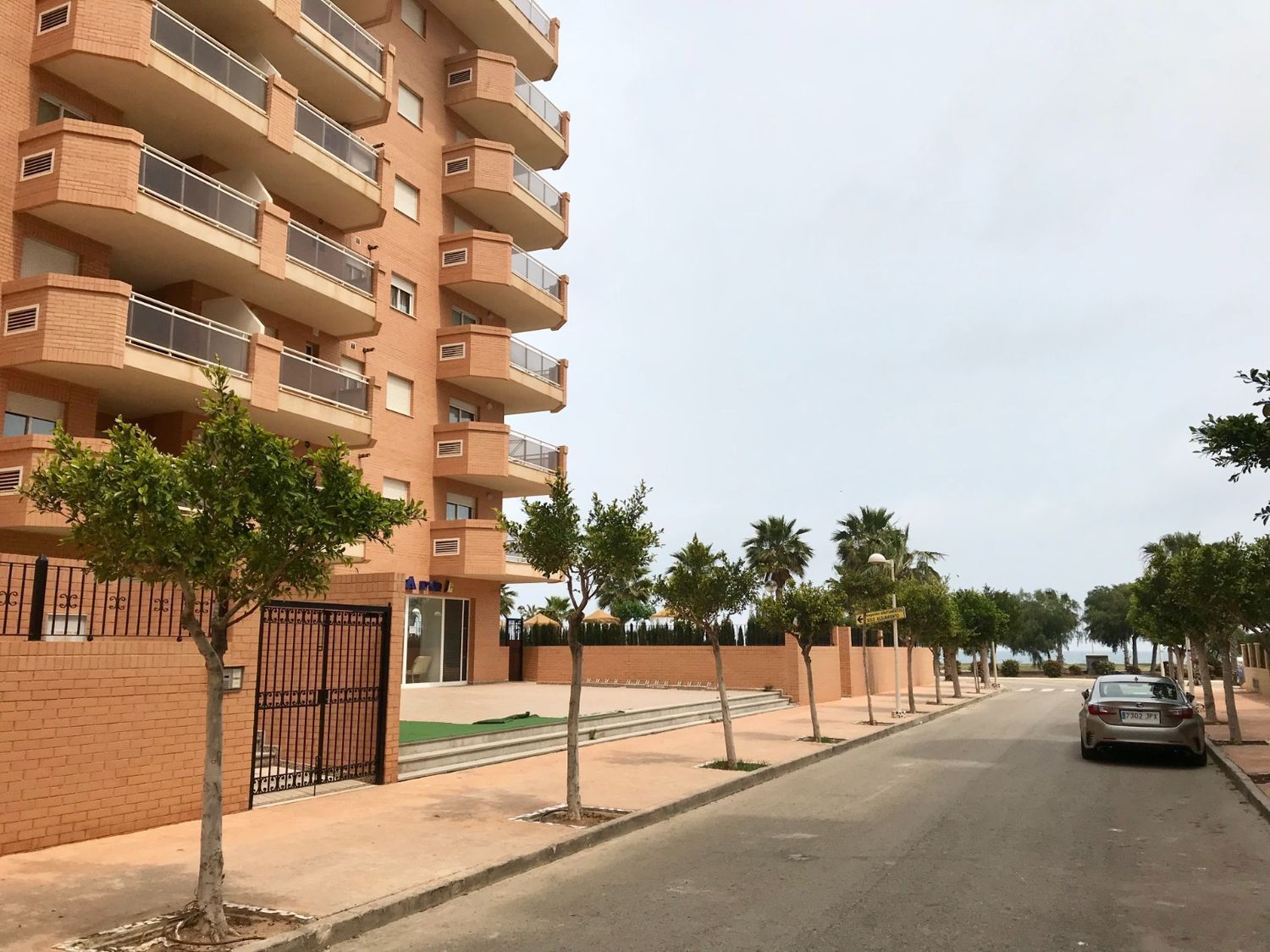 Apartment for sale, in first line of sea in Amplaries Street, in Oropesa del Mar.