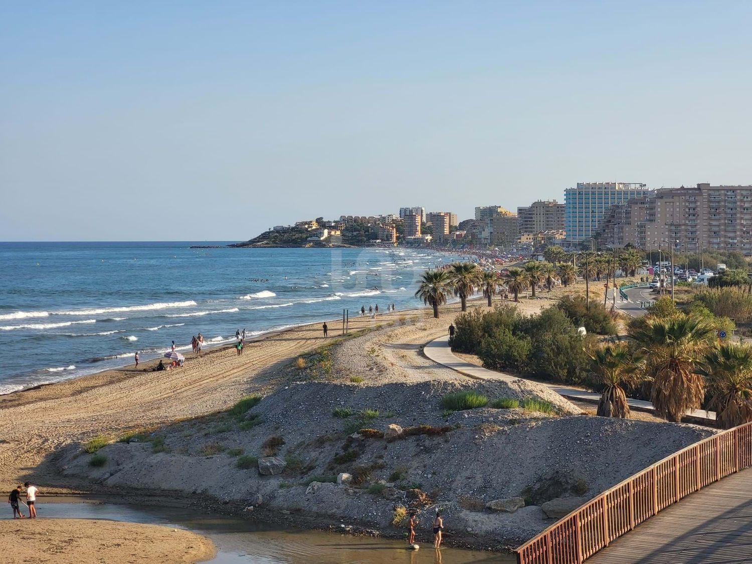 Duplex para comprar, em frente ao mar no Barrio Balneario, em Oropesa del Mar.