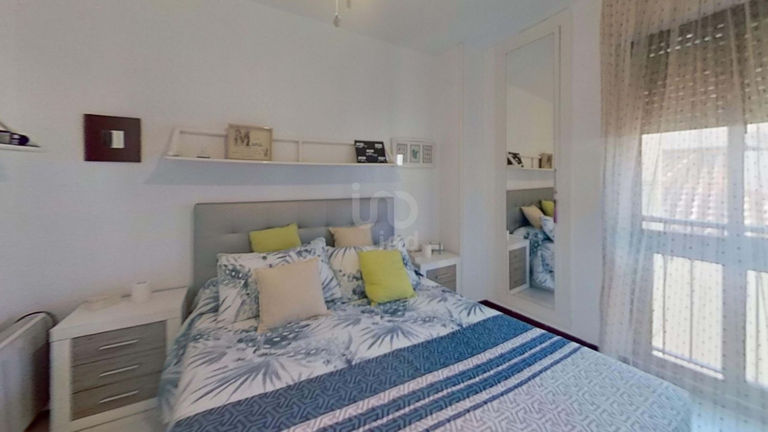 Duplex para comprar, em frente ao mar no Barrio Balneario, em Oropesa del Mar.