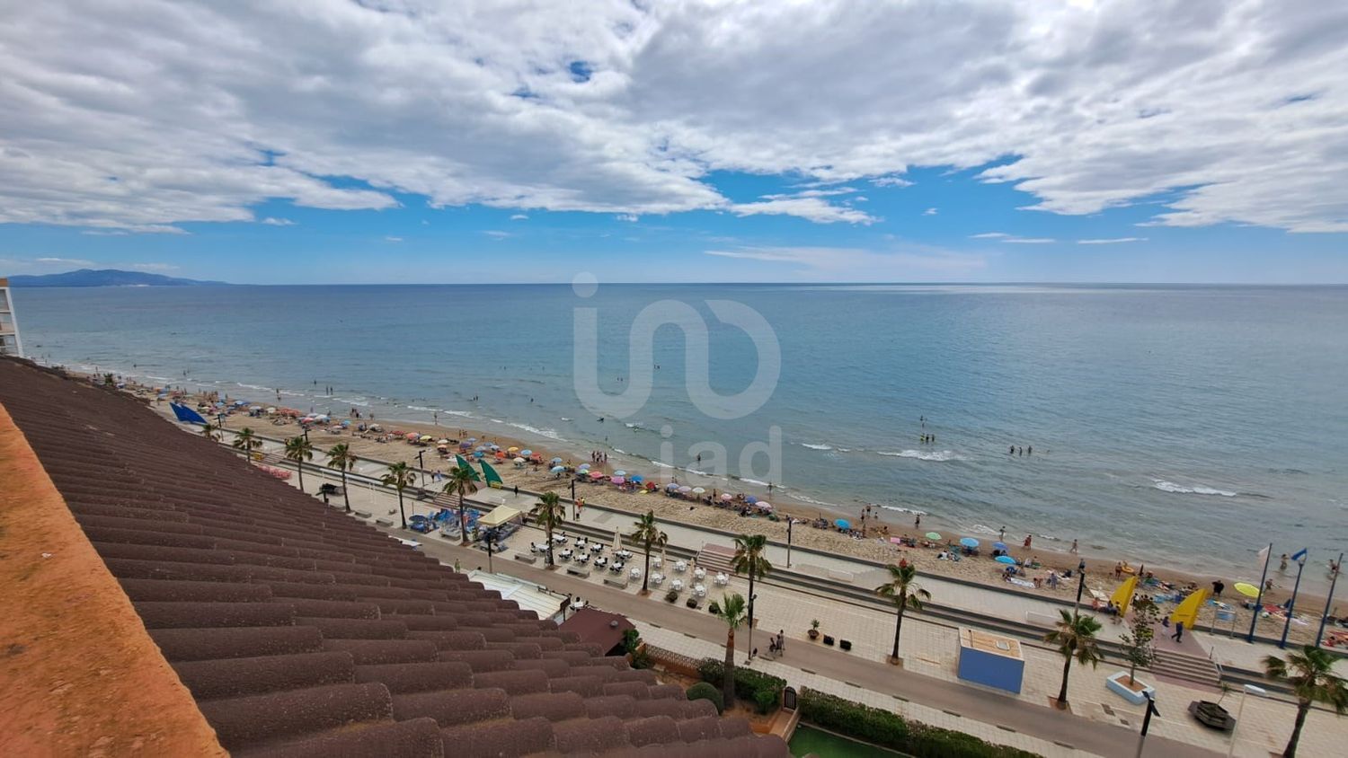 Pis en venda, a primera línia de mar a Platja Morro de Gos, a Oropesa del Mar.