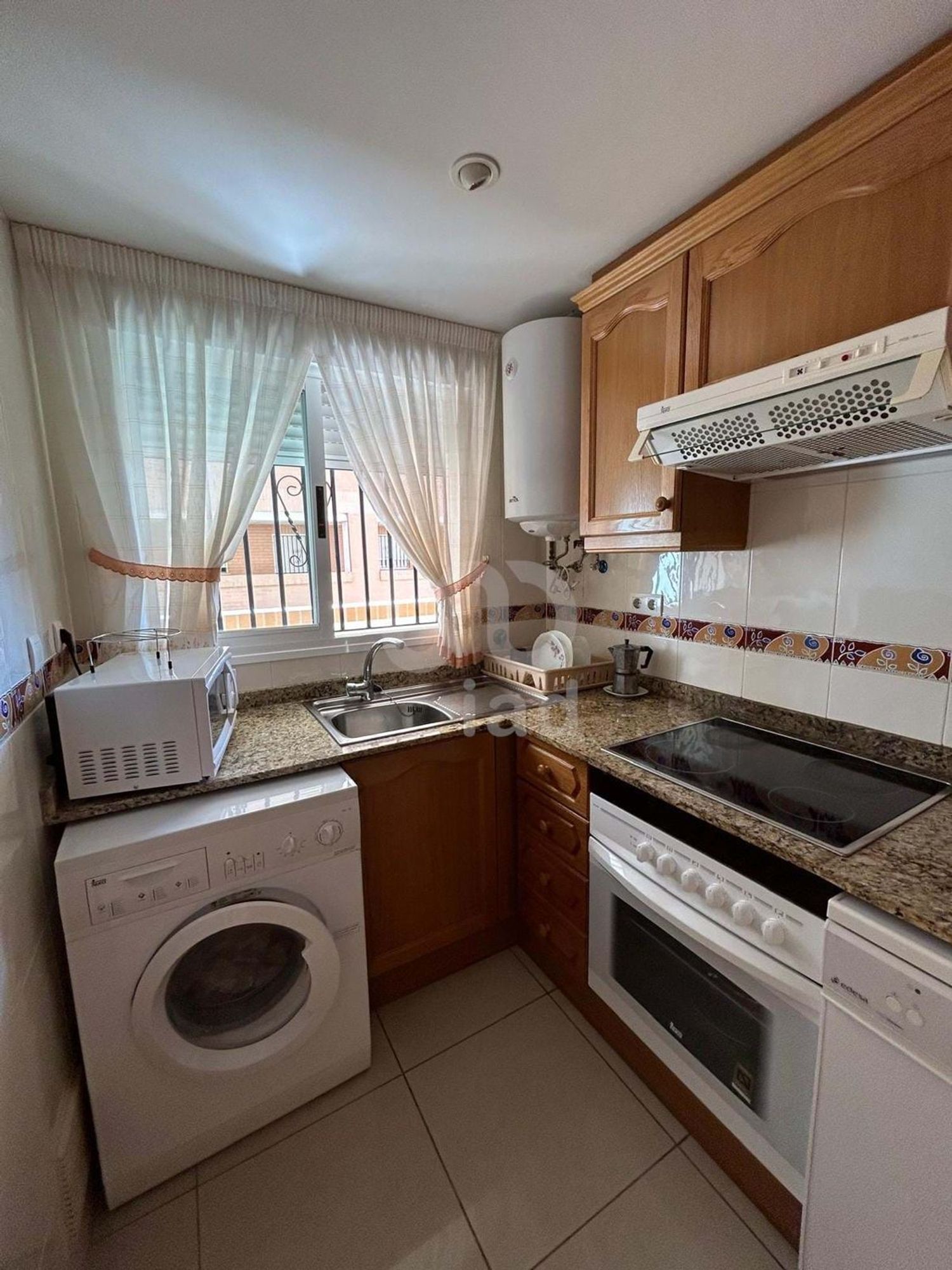 Apartamento à venda, em primeira linha de mar no Barrio Vista Mar, em Oropesa del mar.