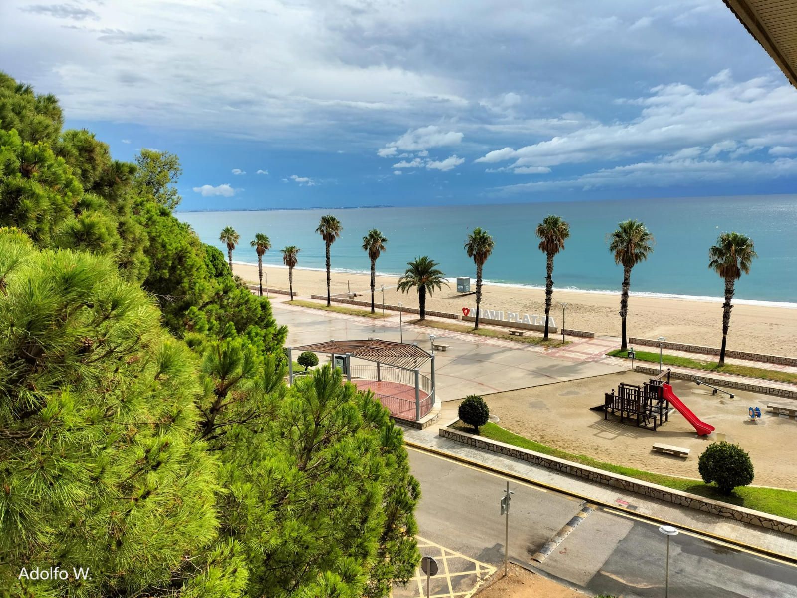 Apartment for sale, on the seafront in Baixada Platja Cristall, in Mont-roig del Camp