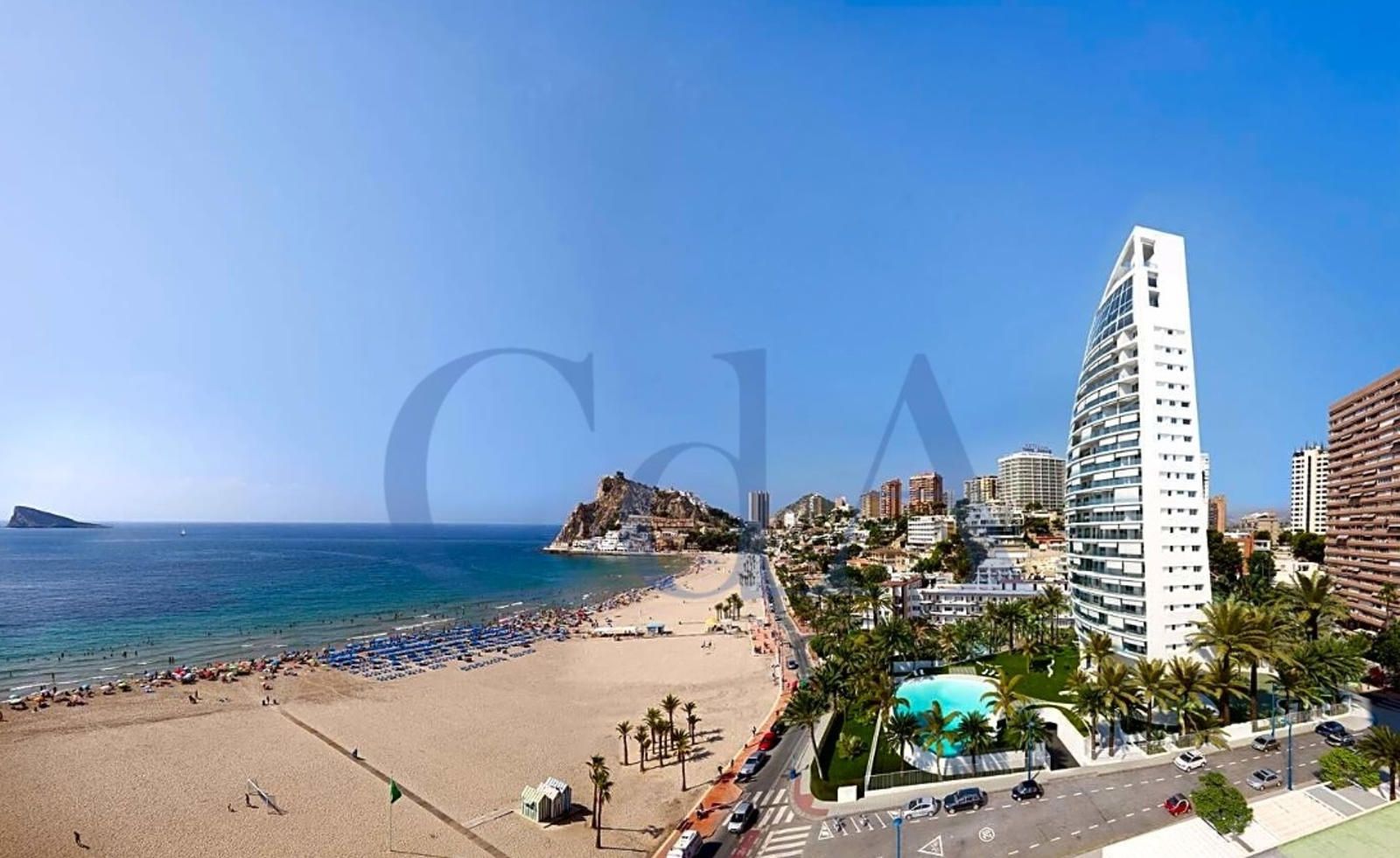 Luxury apartment for sale, in first line of sea in Vicente Llorca Alós, in Benidorm.