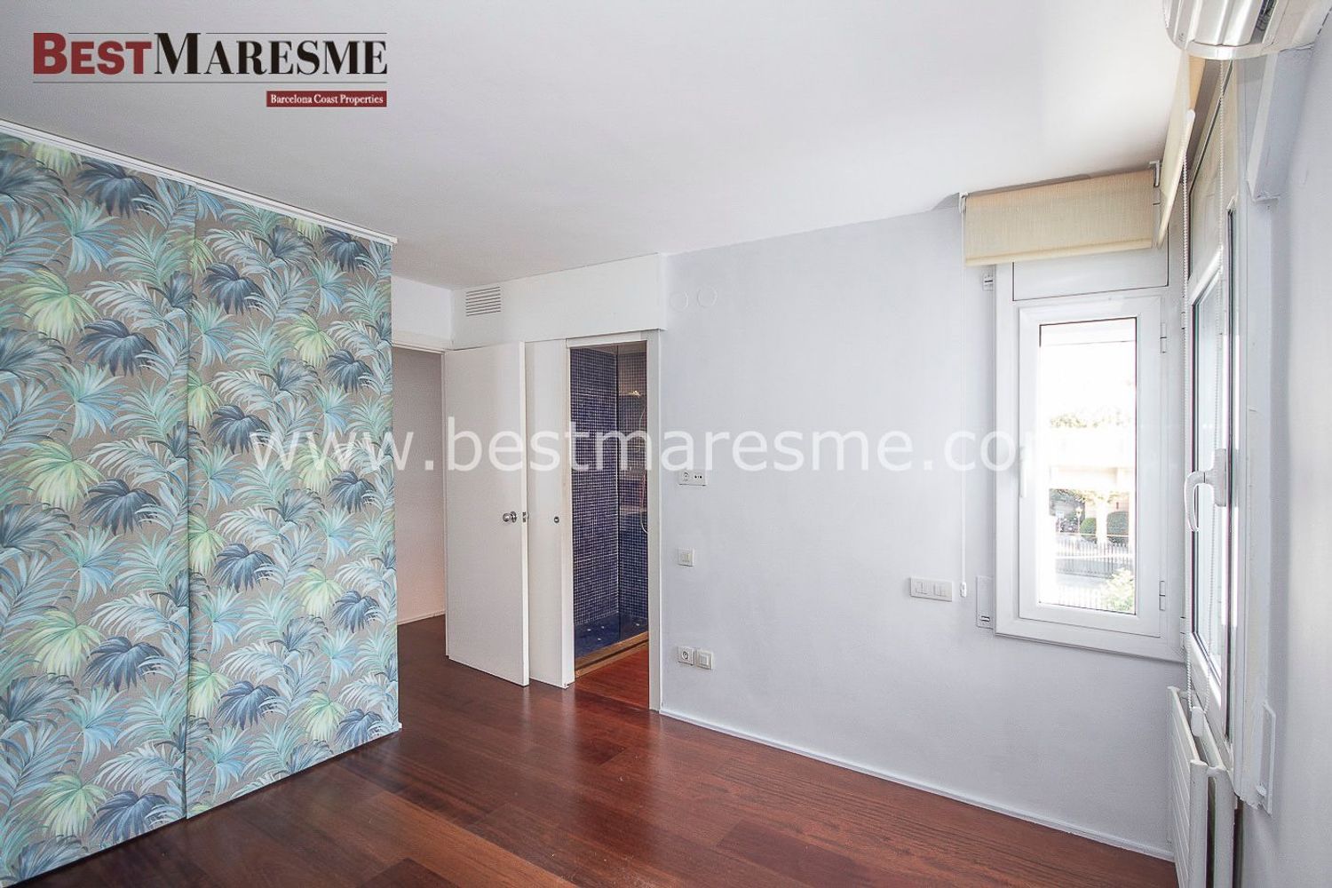 Piso en venta, en primera linea de mar en Passeig dels Anglesos, en Caldes d'Estrac,