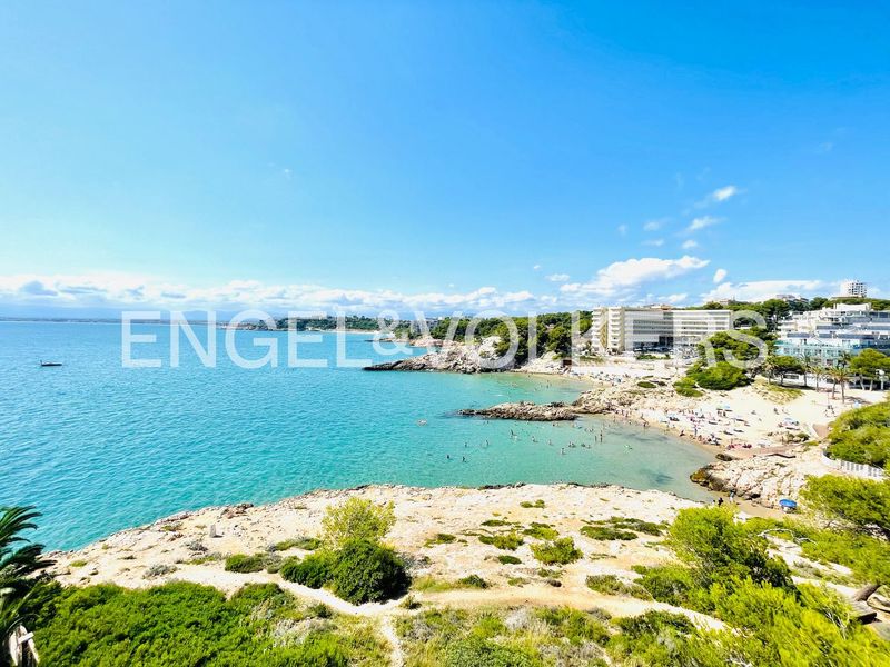 Penthouse for sale Salou, Tarragona. Ref: 4302. Addurno.com