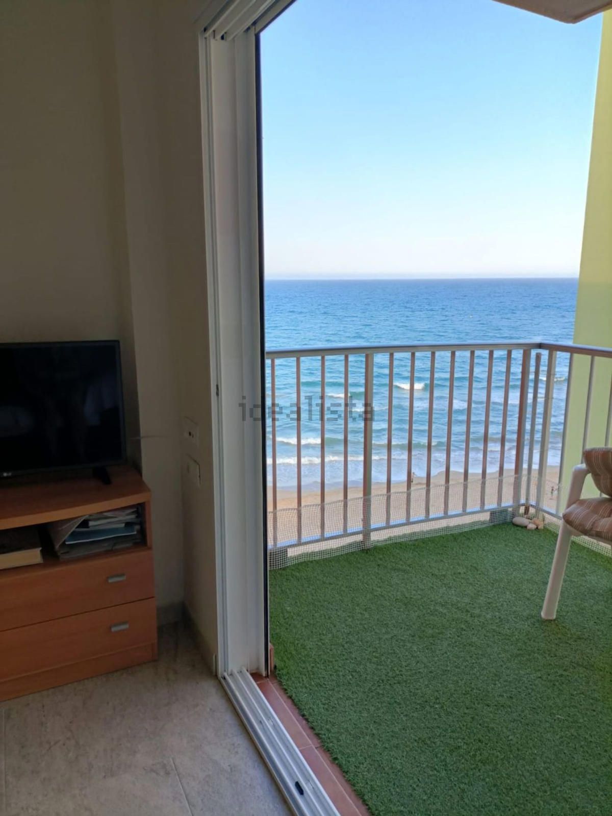 Piso en Primera Línea de Mar en Sueca