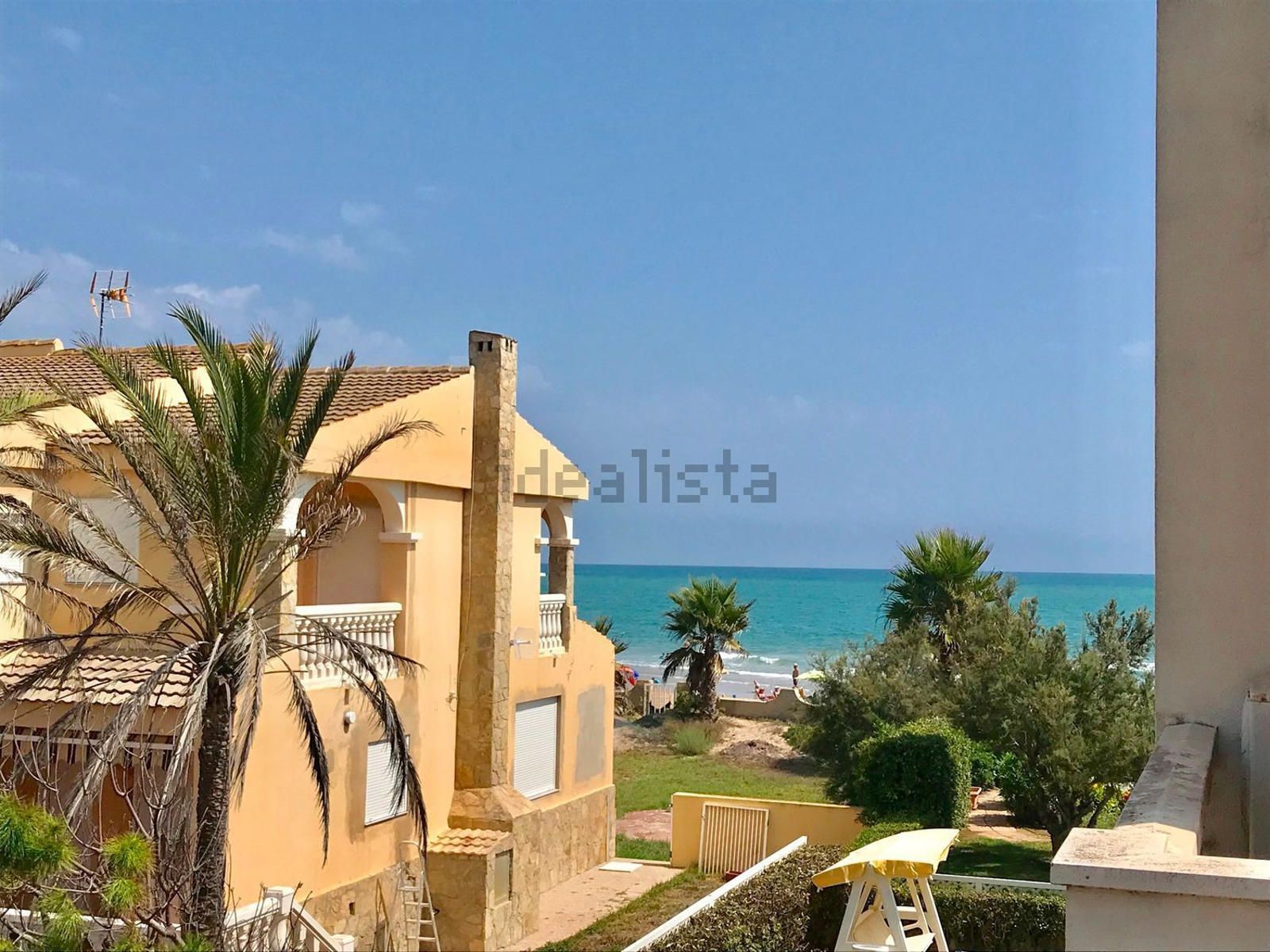 Chalet en Primera Línea de Mar en Cullera