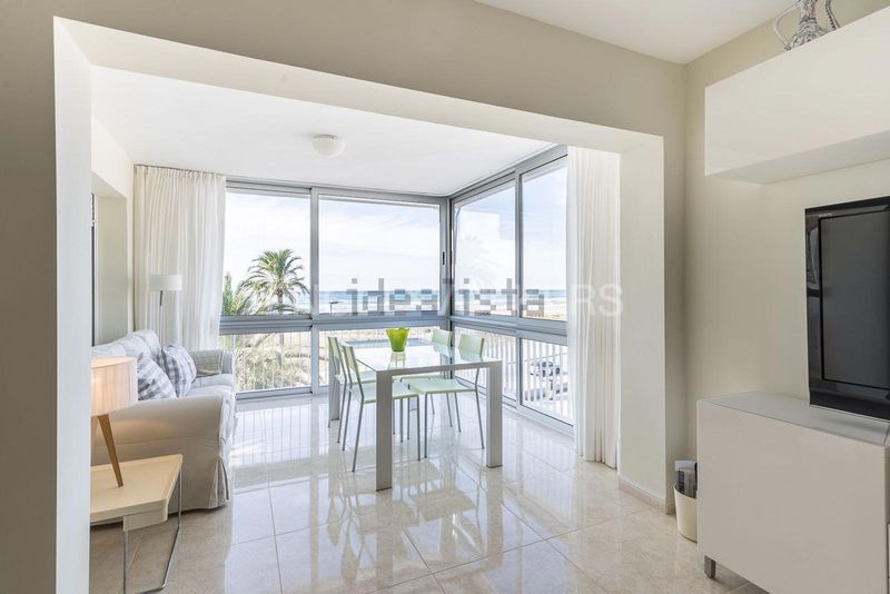 Pis en venda Castelldefels, Barcelona. Ref: 4772. Addurno.com