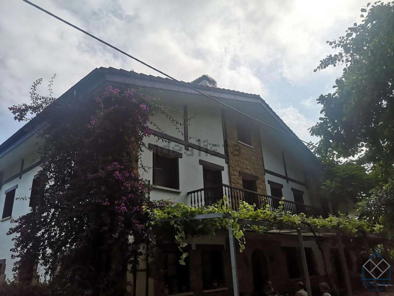 Frontline villa in Playa