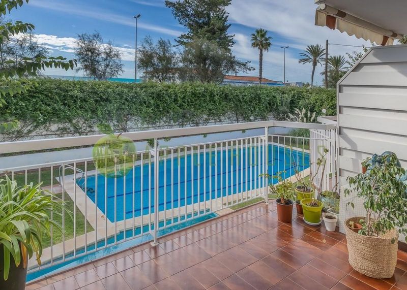 Pis en venda Sitges, Barcelona. Ref: 5080. Addurno.com