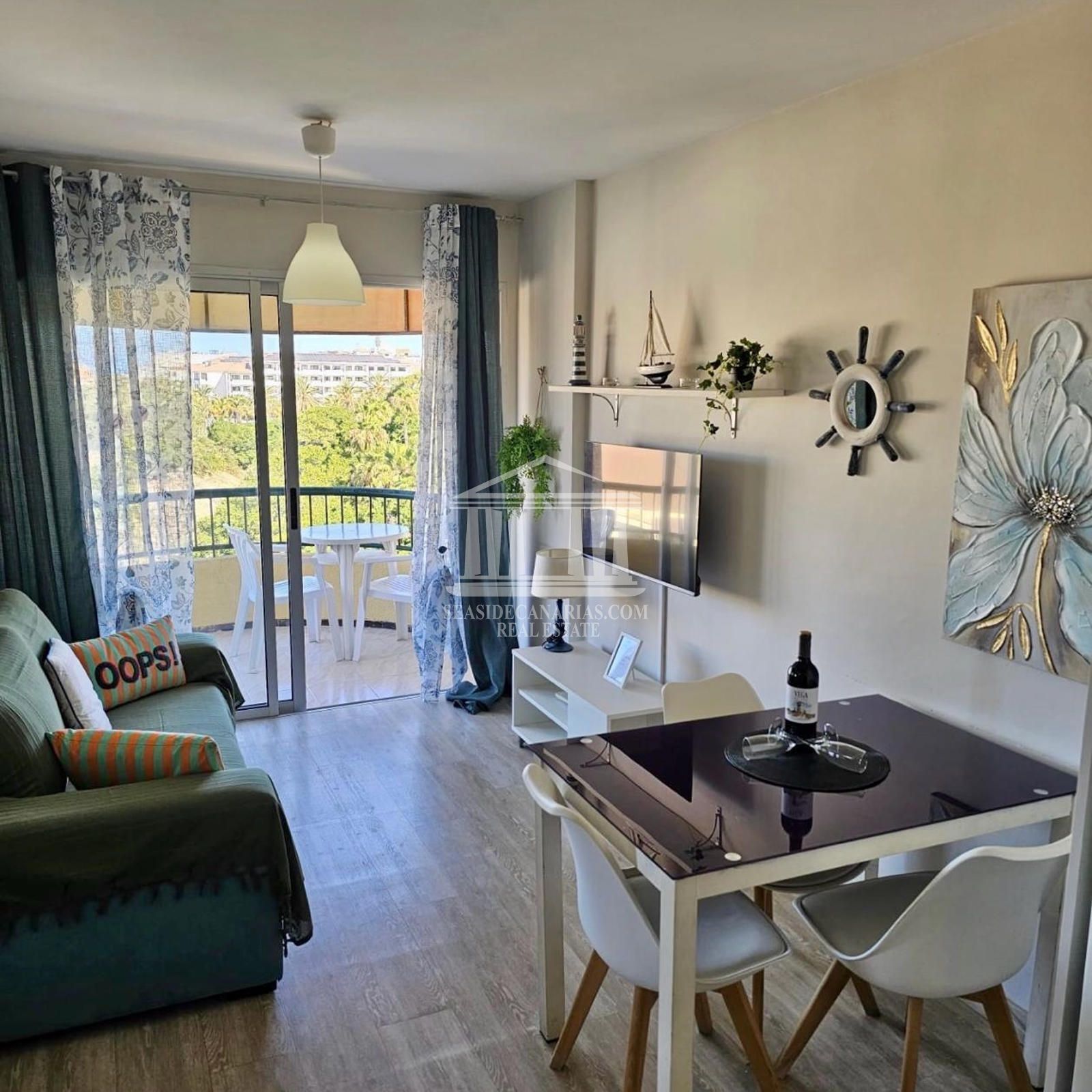 Piso en venta Arona, Santa Cruz Tenerife. Ref: 1590. SEASIDECANARIAS REAL ESTATE 