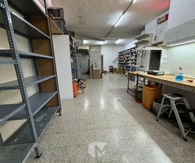 Local Comercial en venda Vic, Barcelona. Ref: 1332. Servimur