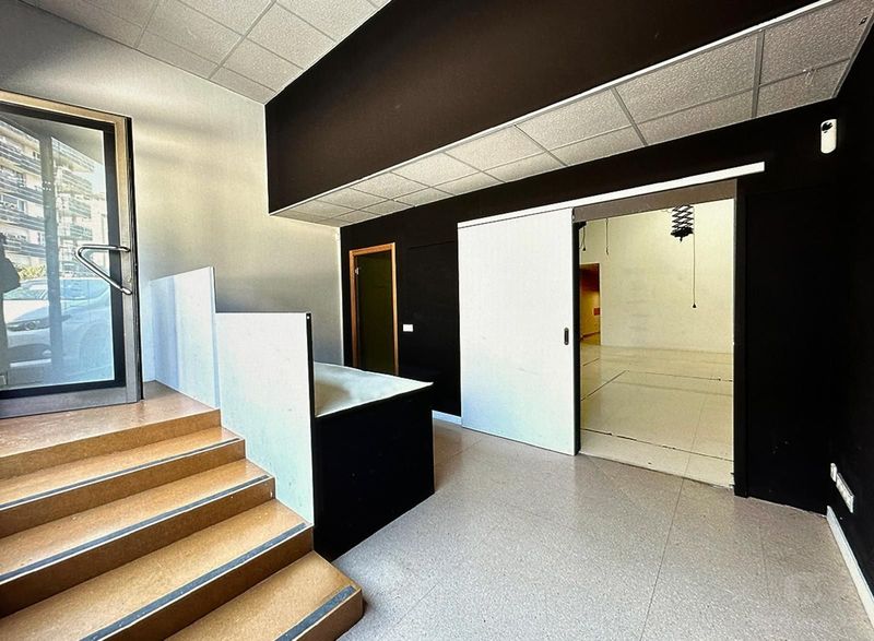 Local Comercial en lloguer Vic, Barcelona. Ref: 1410. Servimur