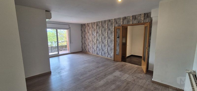 Piso en venta Vic, Barcelona. Ref: 1423. Servimur