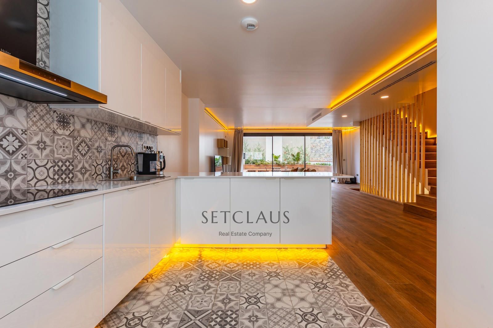 Comprar MONTGAT. OBRA NUEVA. VISTAS AL MAR Y DISEÑO foto 16