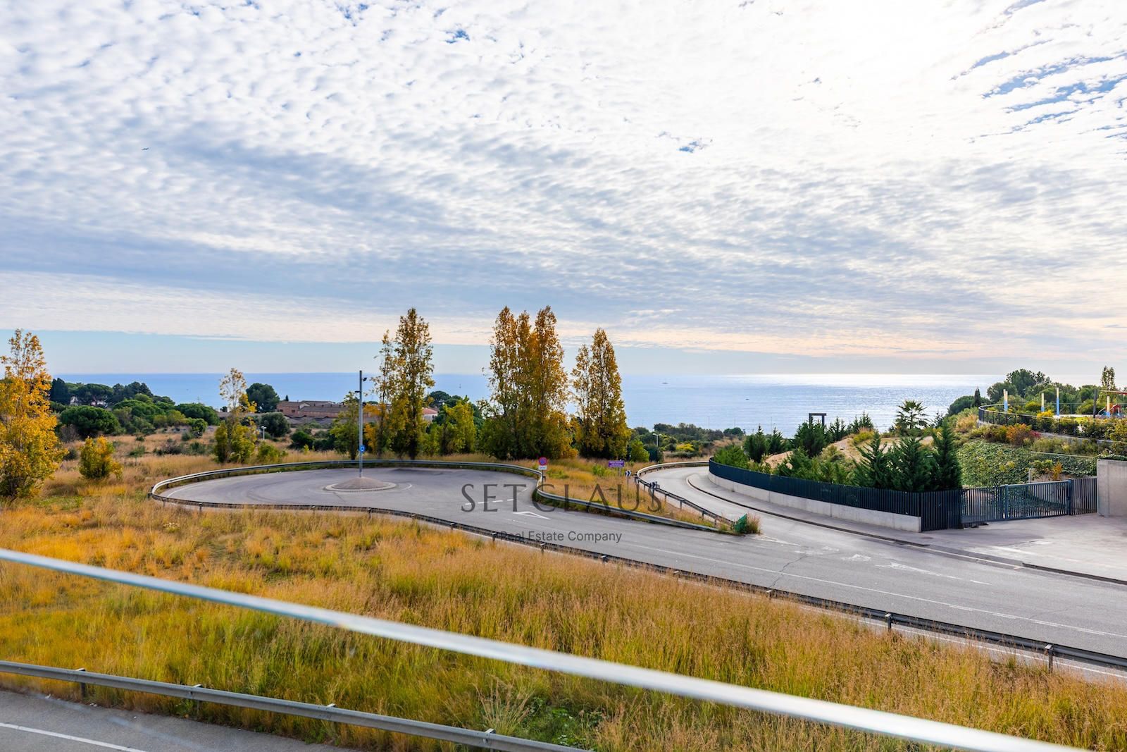 Comprar MONTGAT. OBRA NUEVA. VISTAS AL MAR Y DISEÑO foto 27