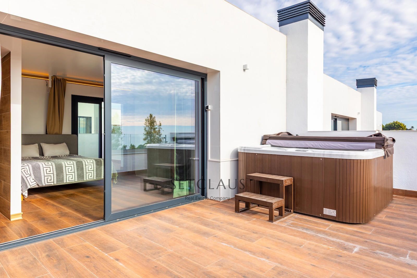 Comprar MONTGAT. OBRA NUEVA. VISTAS AL MAR Y DISEÑO foto 26