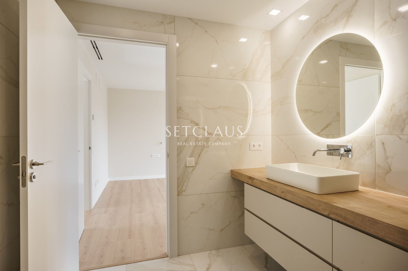 Comprar Chalet de diseño a estrenar foto 36