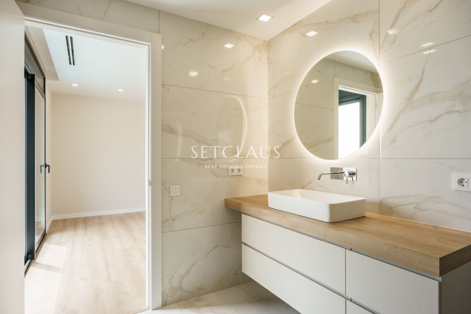 Comprar Chalet de diseño a estrenar foto 38