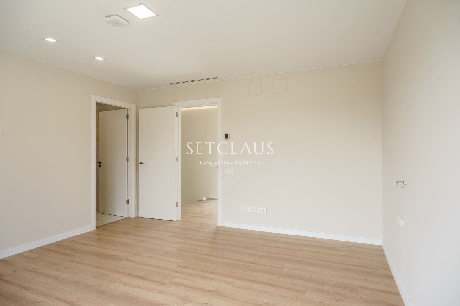 Comprar Chalet de diseño a estrenar foto 45