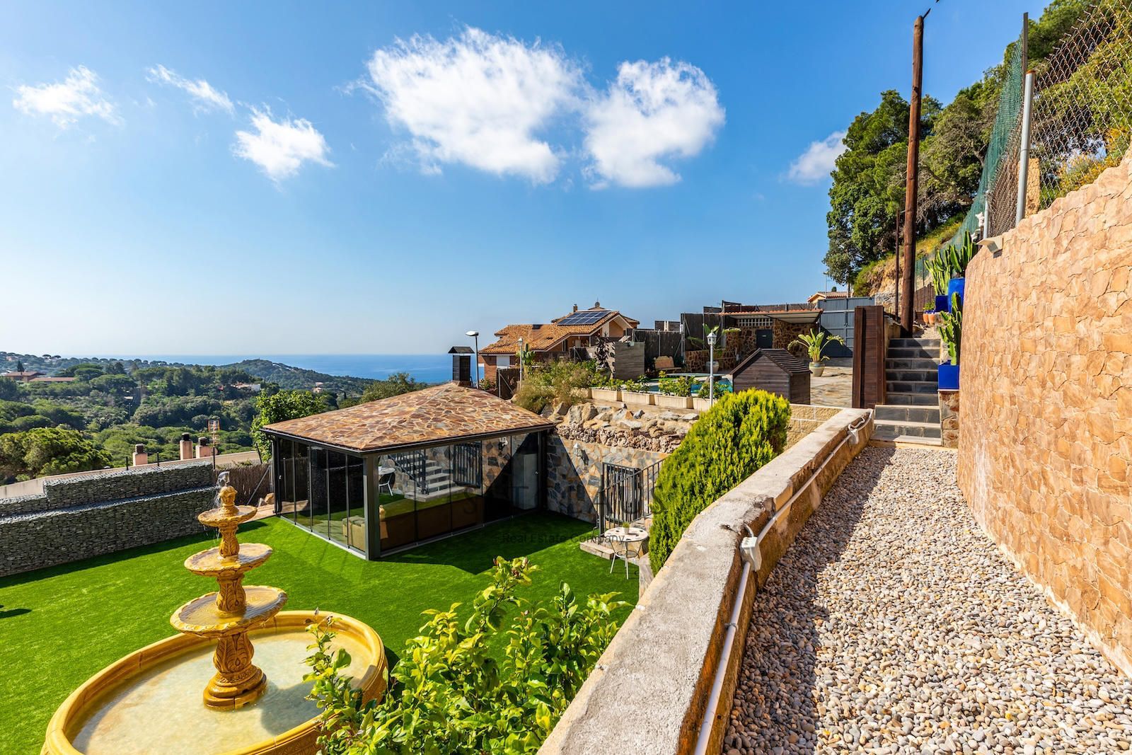 Comprar ALELLA PARC. Mucho espacio i vistas al mar foto 16