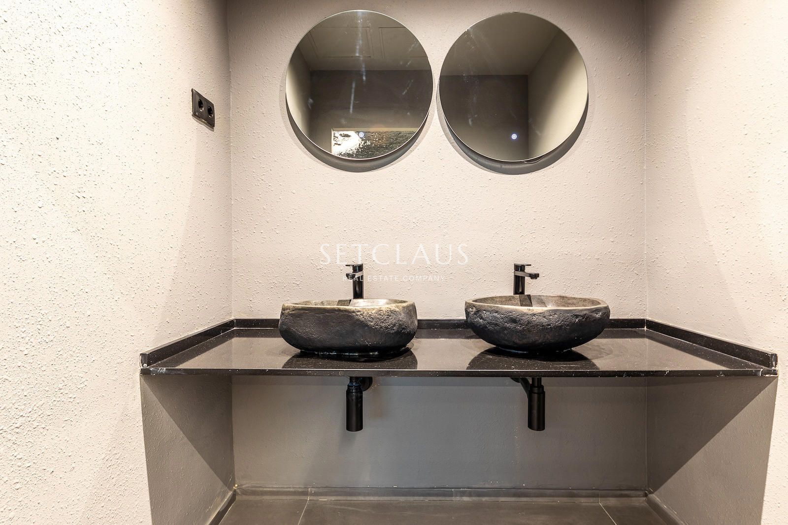 Inmueble PREMIA DE DALT. Lujosa, Moderna y con Ascensor foto 45