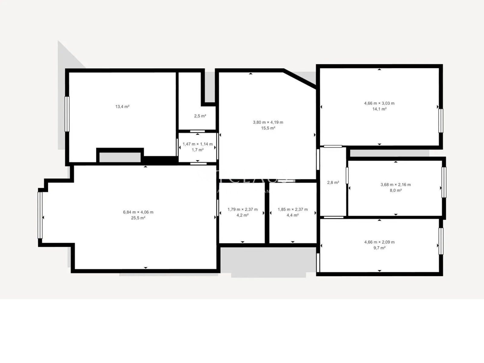 Comprar EL MASNOU. Céntrica, con mucho espacio y amplio patio trasero foto 41