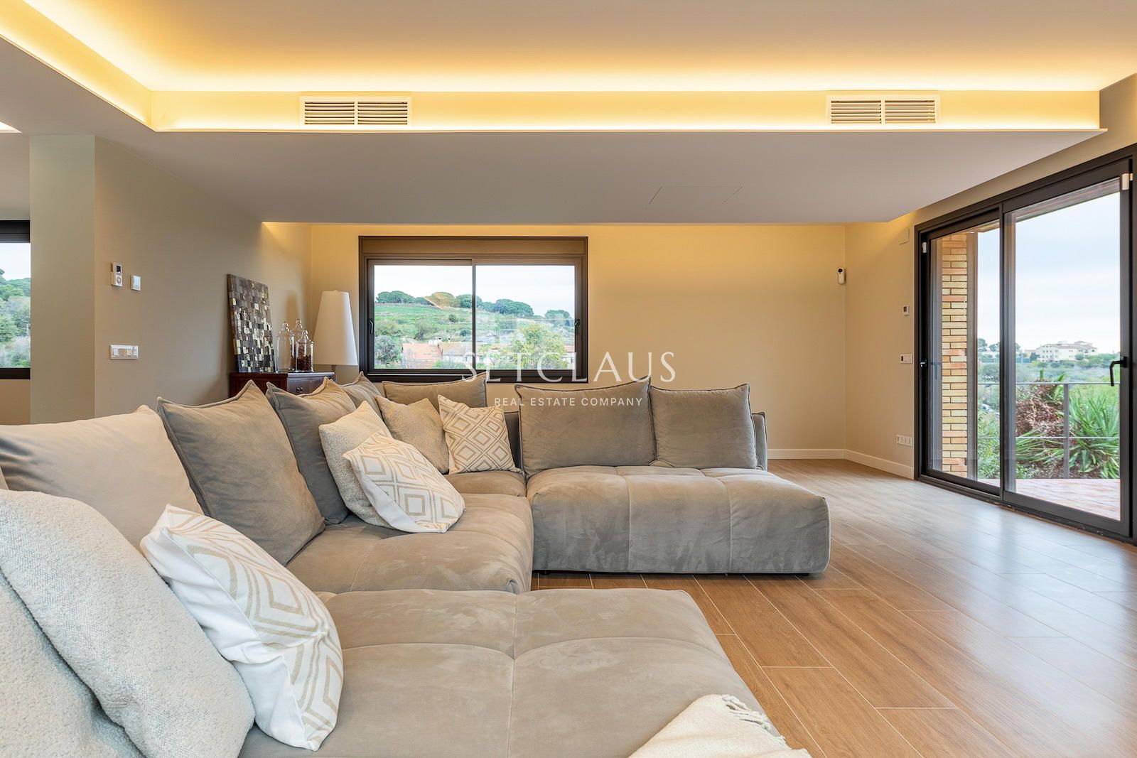 Inmueble TIANA. Diseño y tecnología foto 18