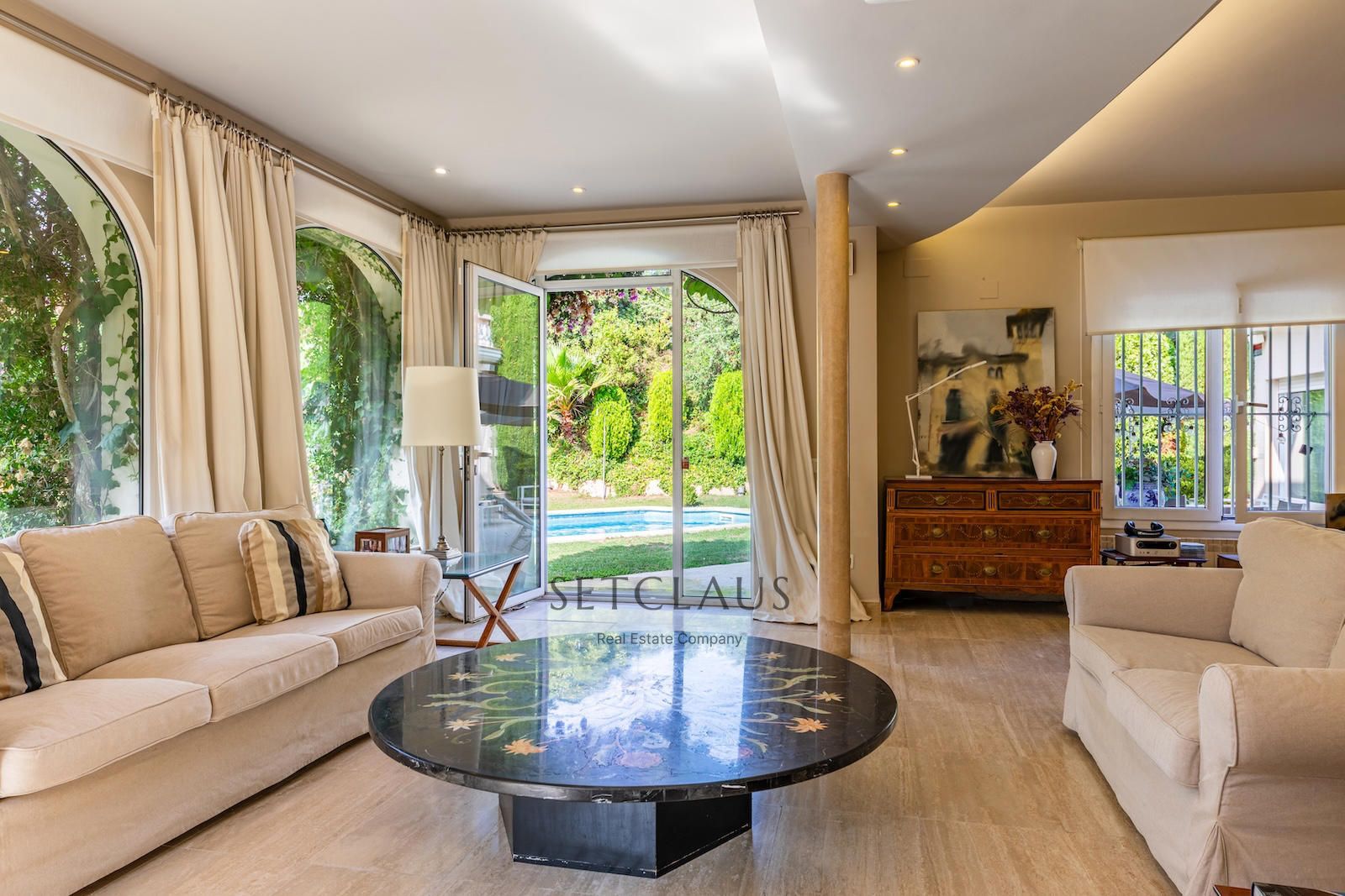 Comprar EL MASNOU. Large mansion with separate apartment foto 36