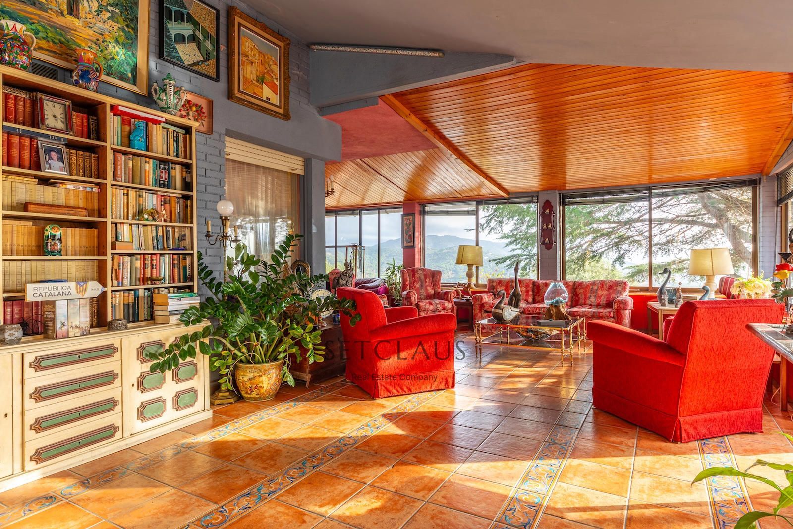 Comprar Gran finca independiente con 3 viviendas, piscina y 13 habitaciones en Alella (Coma Fosca – Can Comulada) foto 26