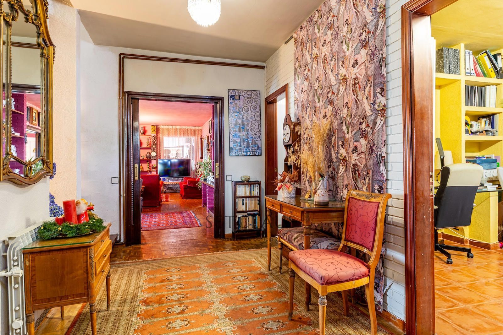 Comprar Gran finca independiente con 3 viviendas, piscina y 13 habitaciones en Alella (Coma Fosca – Can Comulada) foto 35