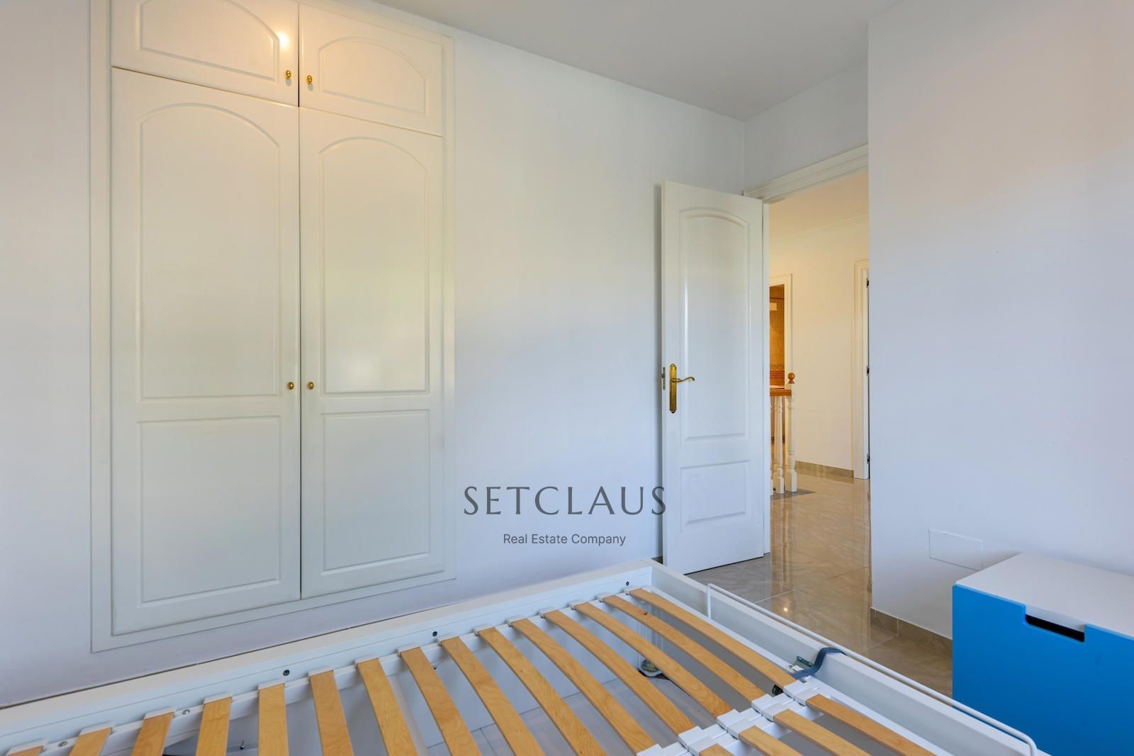 Comprar Chalet con mucha luz, vistas al mar en una zona tranquila de Vilassar de dalt foto 40