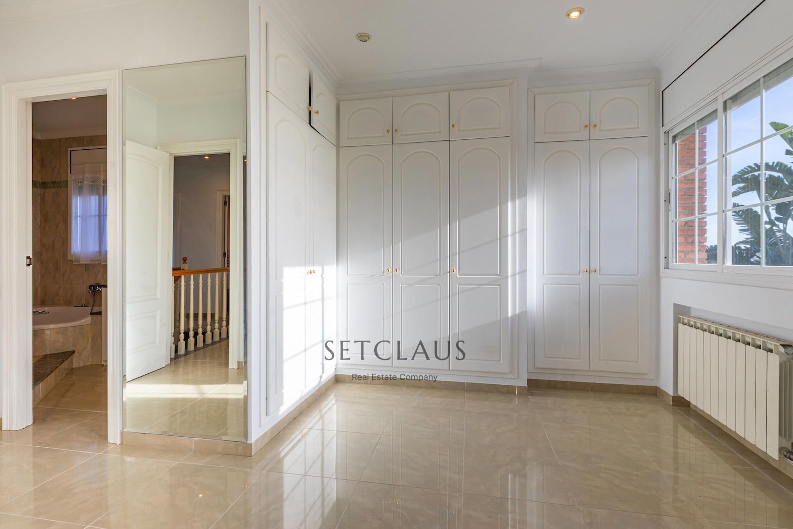 Comprar Chalet con mucha luz, vistas al mar en una zona tranquila de Vilassar de dalt foto 28