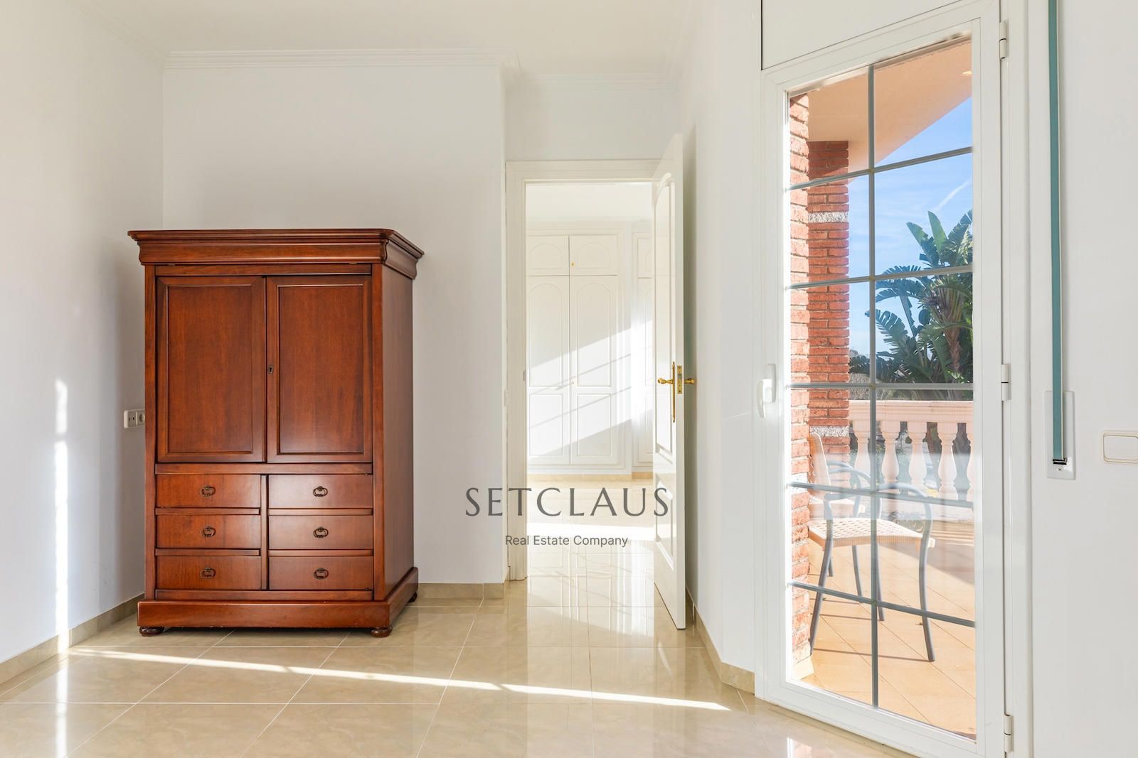 Comprar Chalet con mucha luz, vistas al mar en una zona tranquila de Vilassar de dalt foto 33